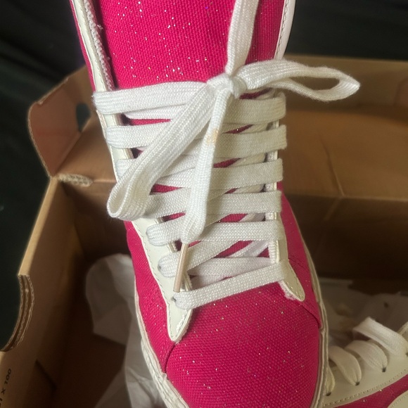 Nike Pink and White High-Top Sneakers - Picture 2 of 4